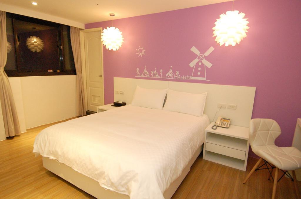 Season 5 Inn Luodong Rom bilde