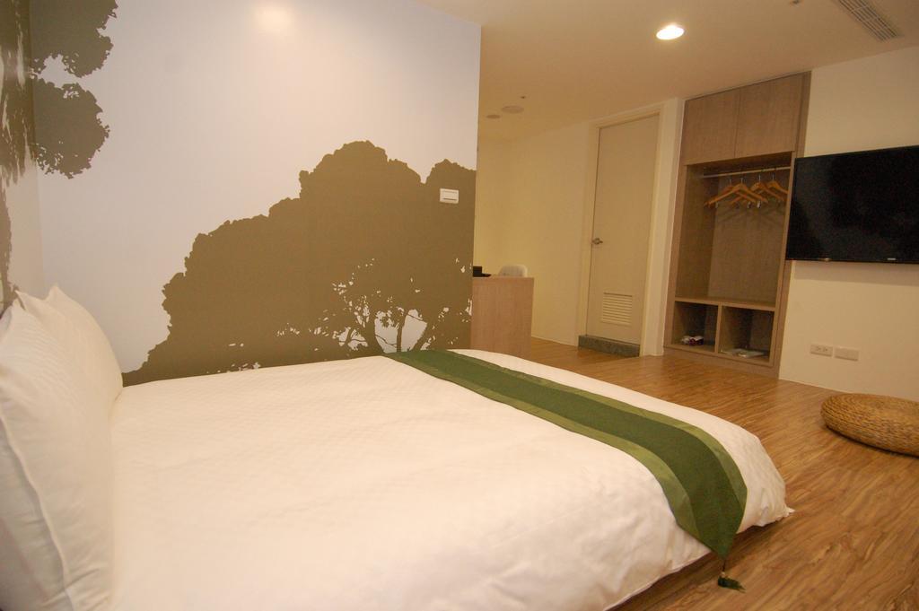 Season 5 Inn Luodong Rom bilde