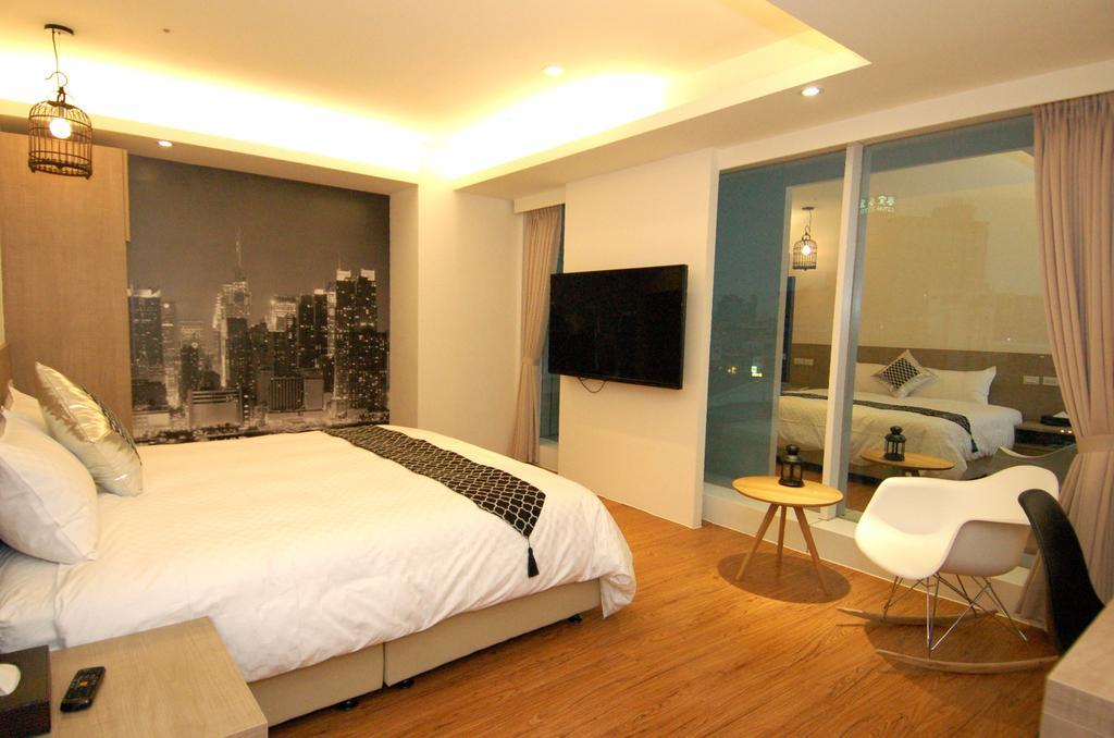 Season 5 Inn Luodong Rom bilde
