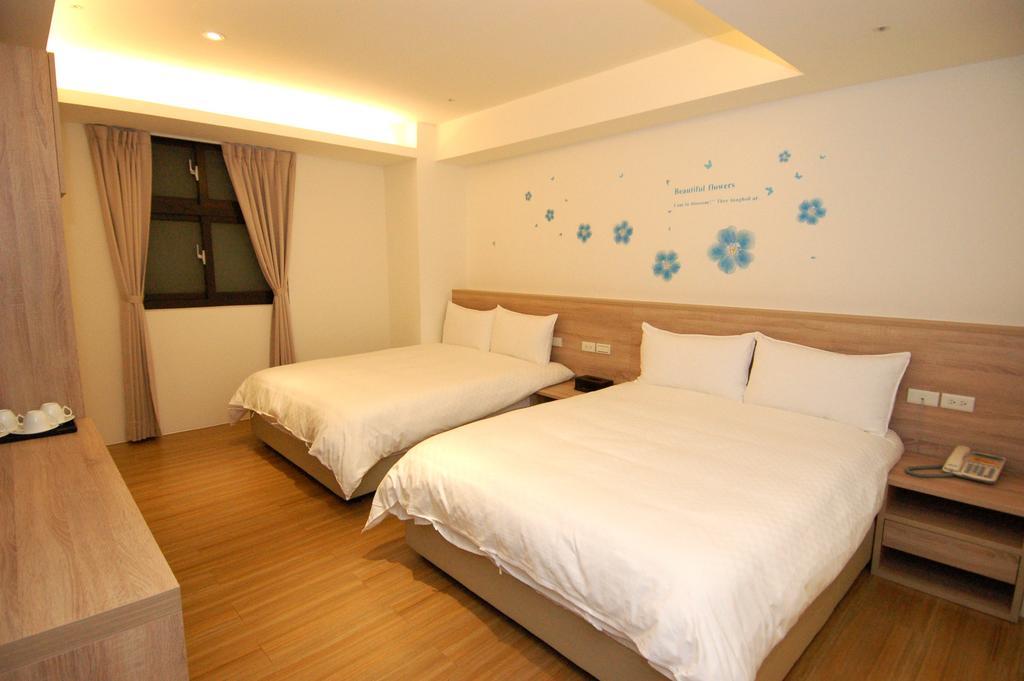 Season 5 Inn Luodong Rom bilde
