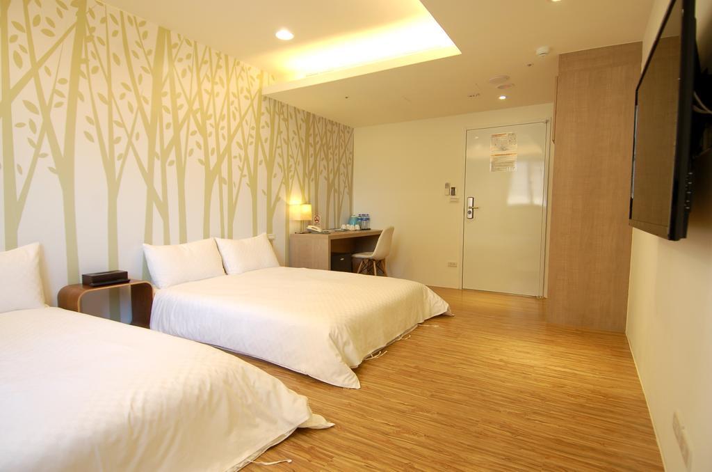 Season 5 Inn Luodong Rom bilde